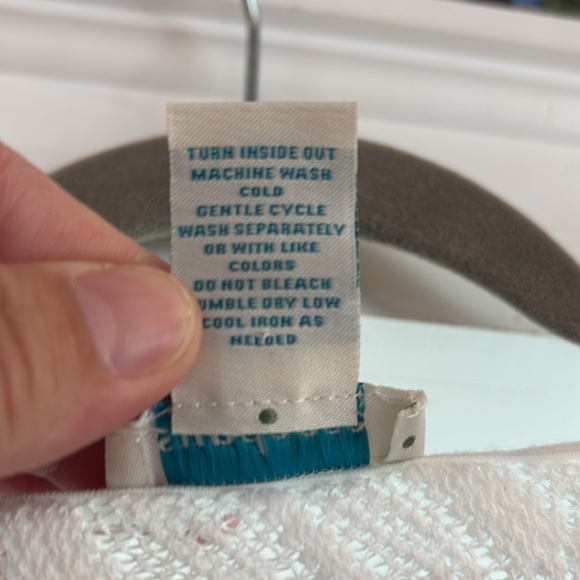 Sundance Batwing Sleeve Blouse - Picture 5 of 6